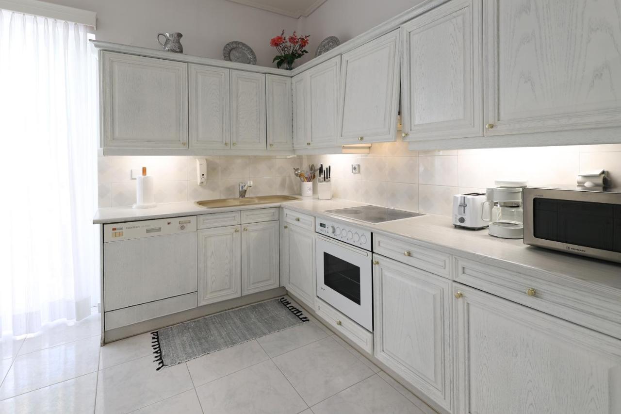 Seaside Penthouse In Kalamata Dış mekan fotoğraf