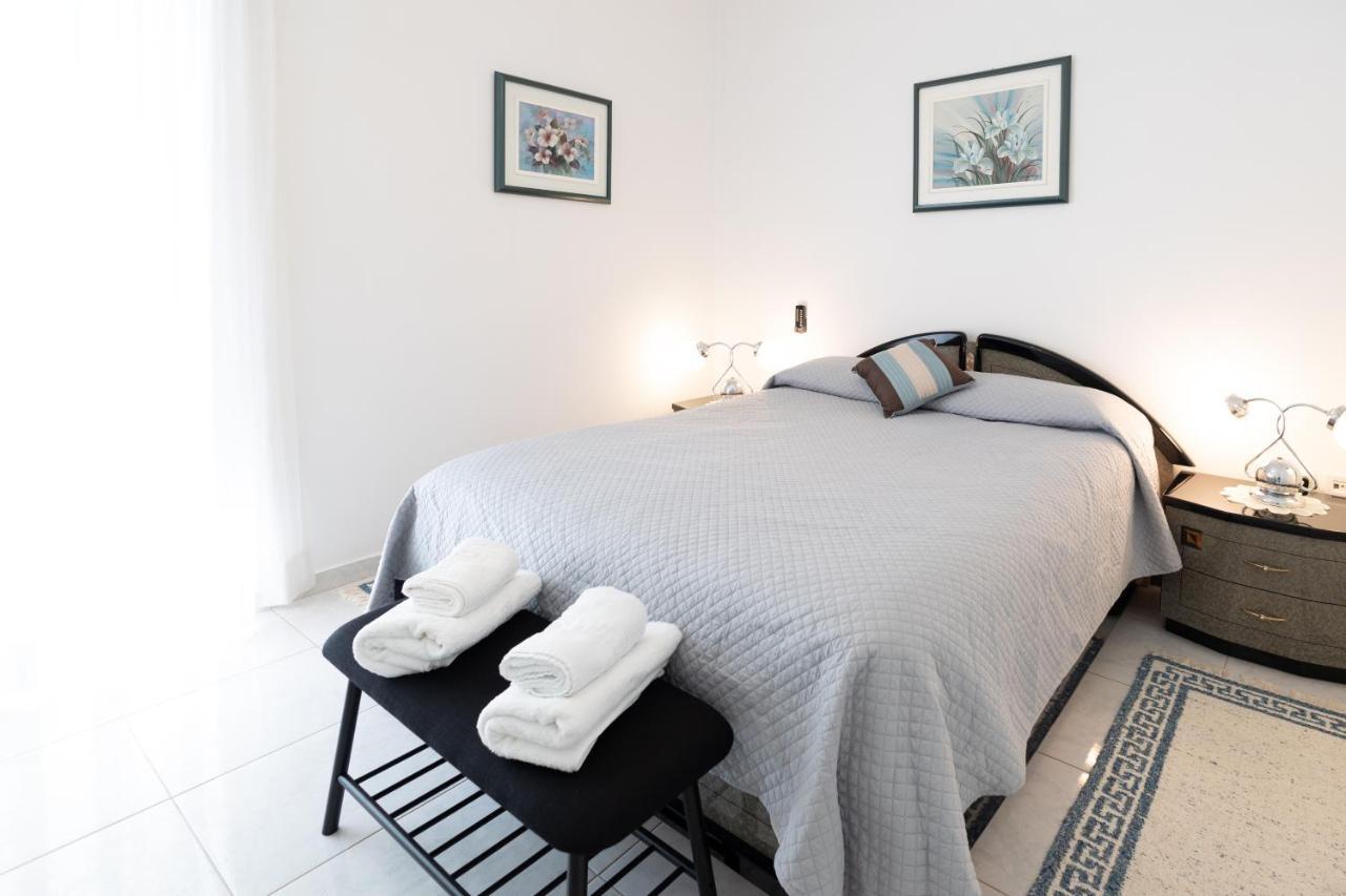 Seaside Penthouse In Kalamata Dış mekan fotoğraf